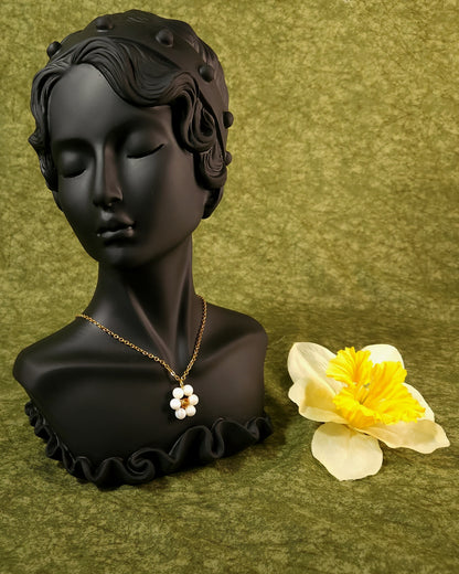 Daisy Necklace